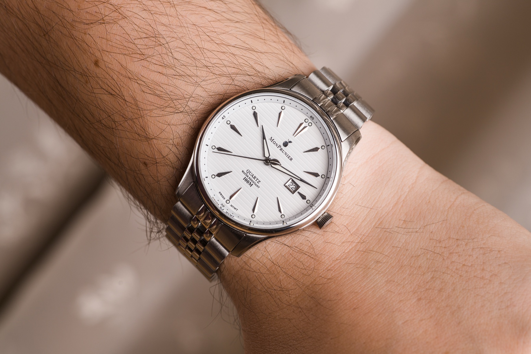 Snow White dial worn on the wrist